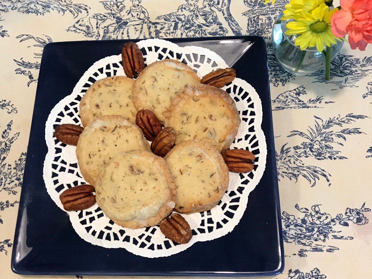 Maple Pecan Refrigerator&nbsp;Cookies